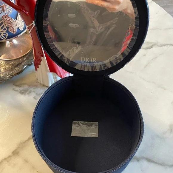 DIOR Beauty Vanity Case Round Makeup Bag With Mirror NEW! - Picture 3 of 7